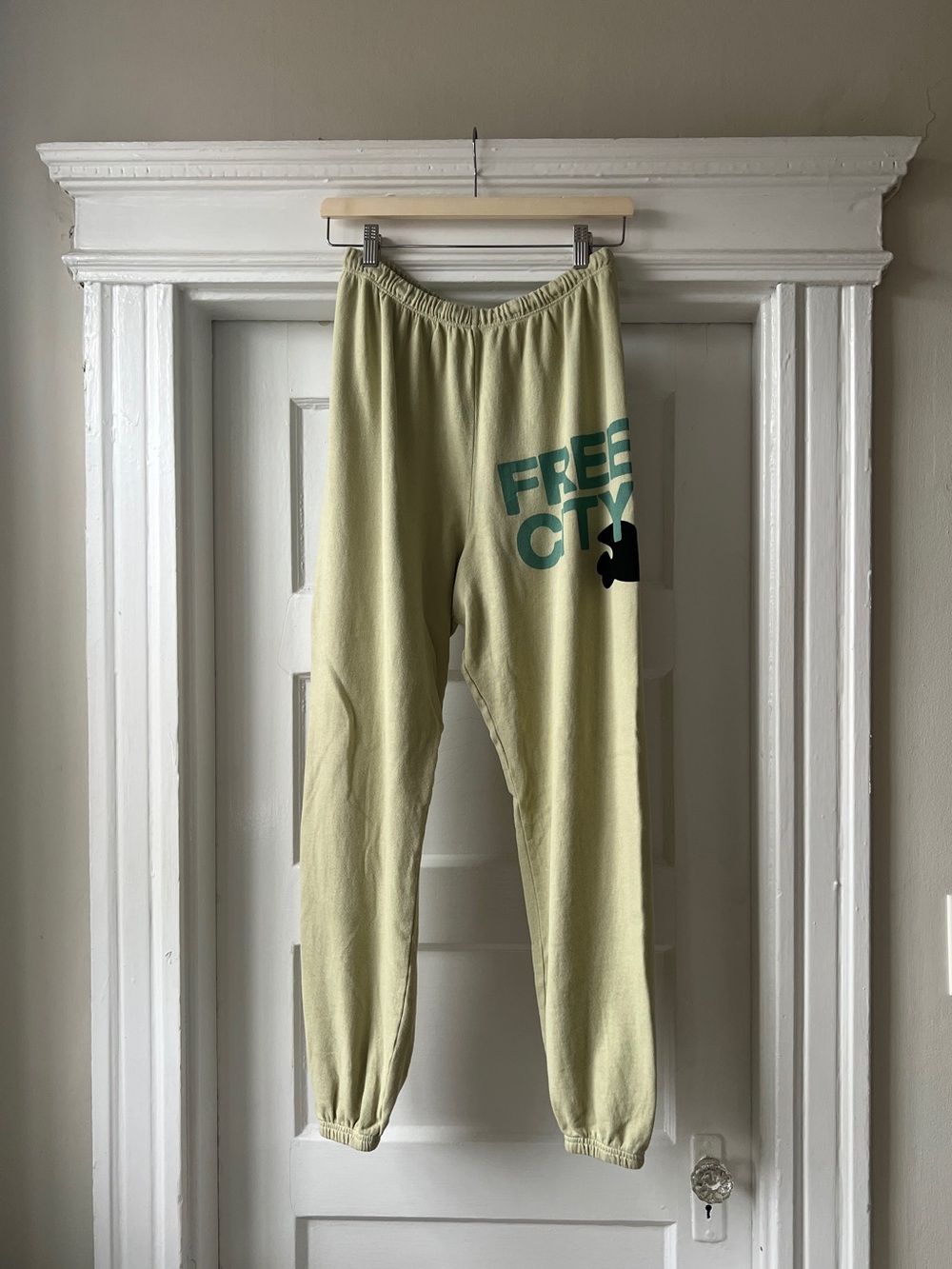 NWT Free City Sweatpants